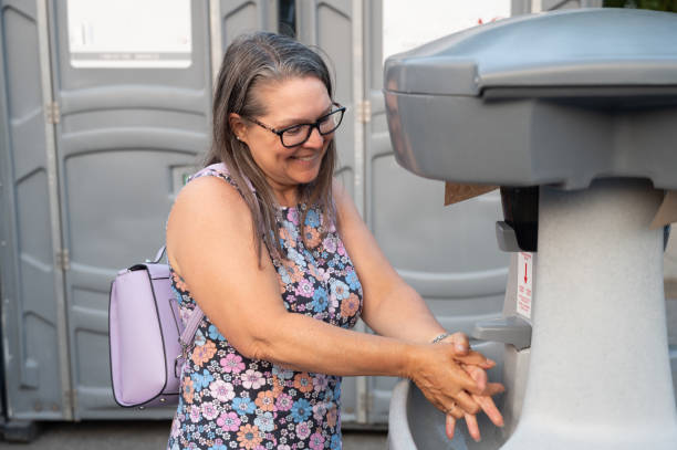 Best Portable sink rental  in Meadows Place, TX